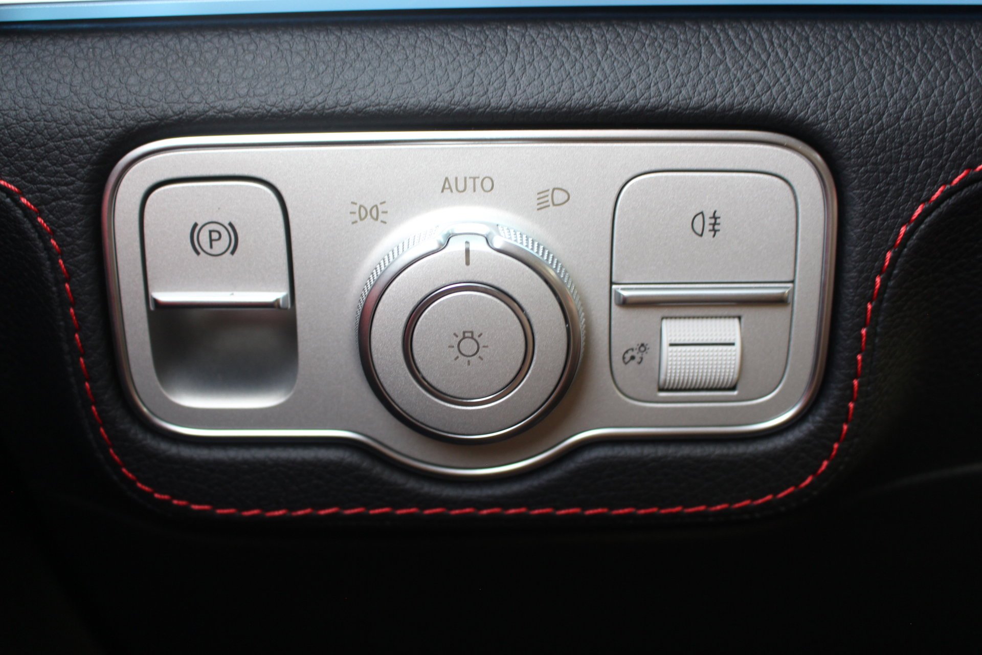 2026 Mercedes-Benz GLE AMG GLE 53 - Photo 25