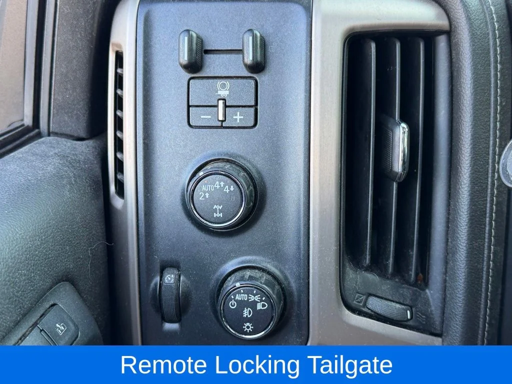 Used 2017 Black GMC Denali image 33