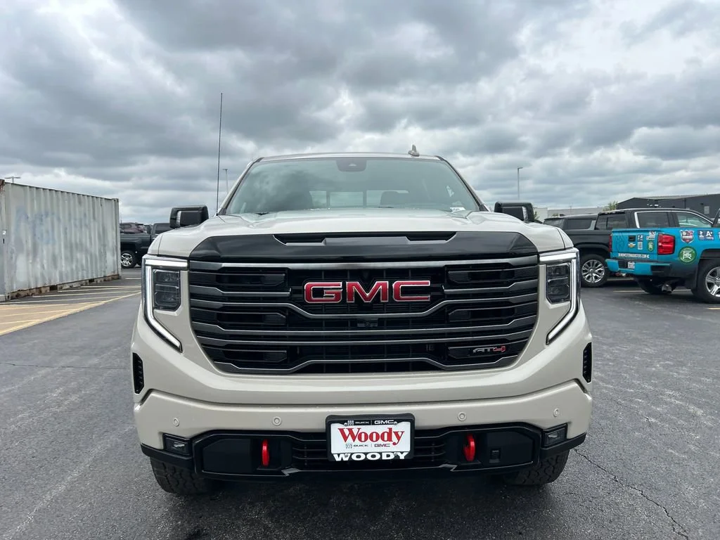 2026 GMC Sierra 1500 AT4 - Photo 4