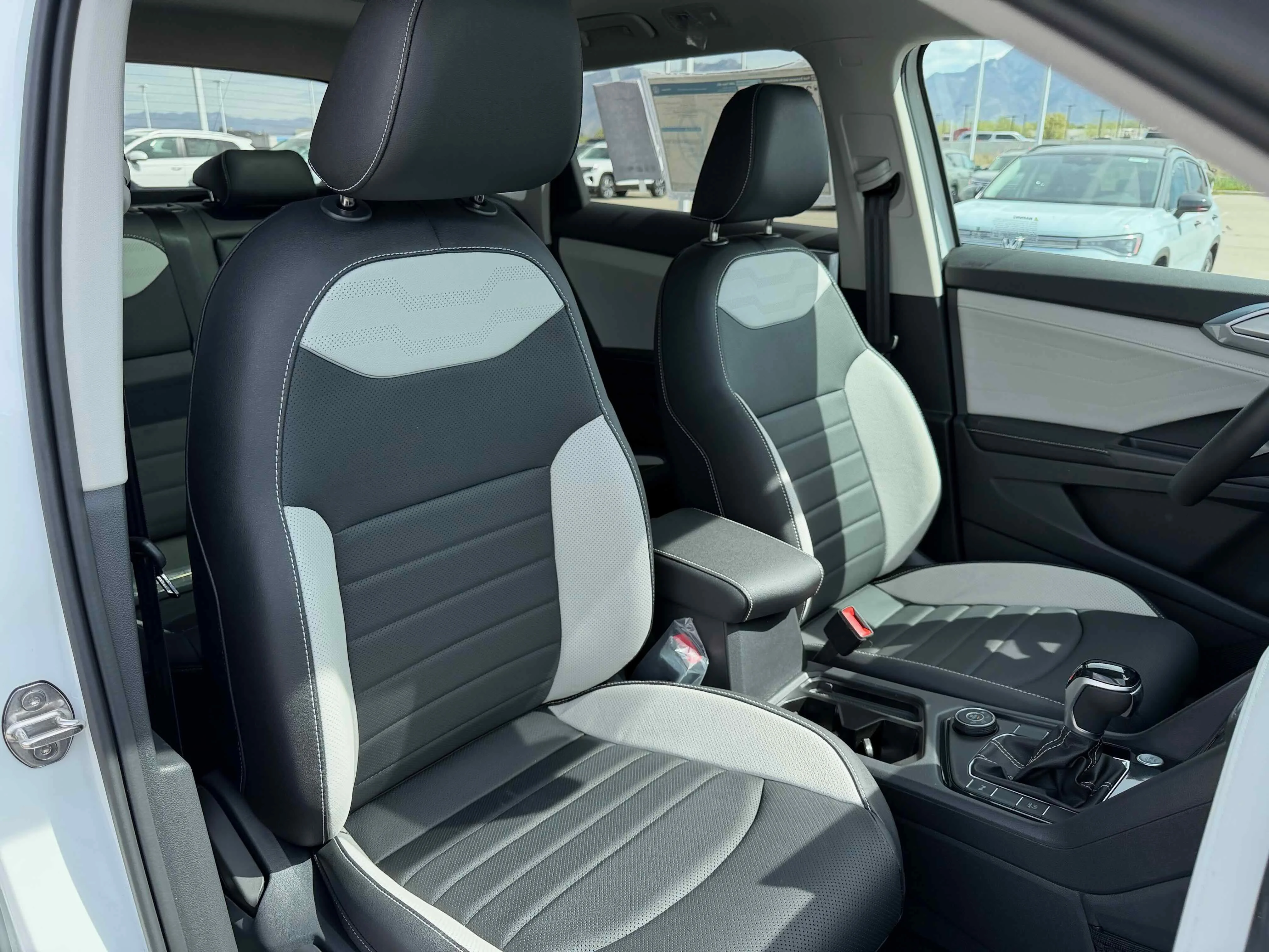 New 2026 Pure White Volkswagen SEL image 31