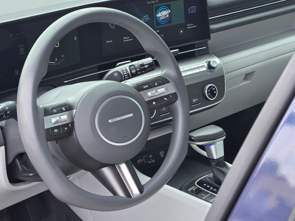 Certified Used 2024 Denim Blue Pearl Hyundai SE image 21
