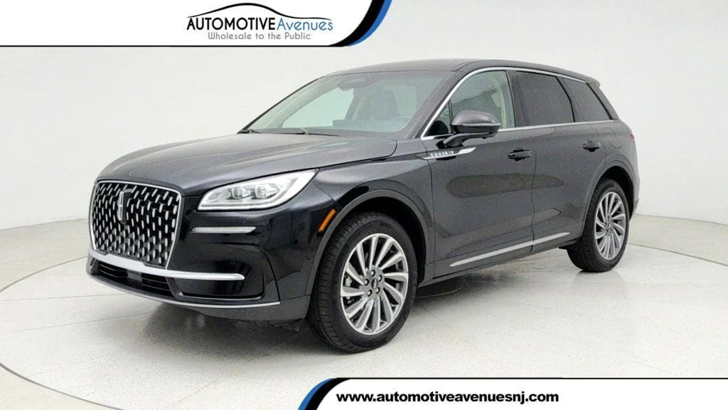 2025 Lincoln Corsair Reserve AWD's photo