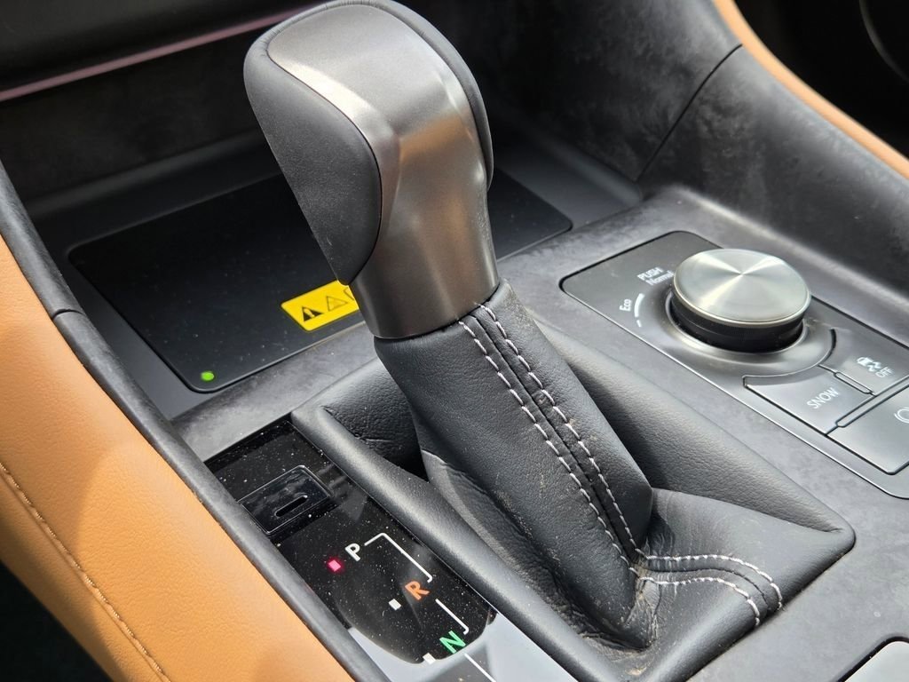 2026 Lexus IS 350 F SPORT DESIGN - Photo 38