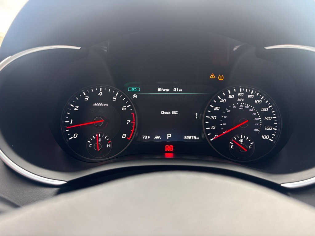 Used 2023  Kia GT2 image 26