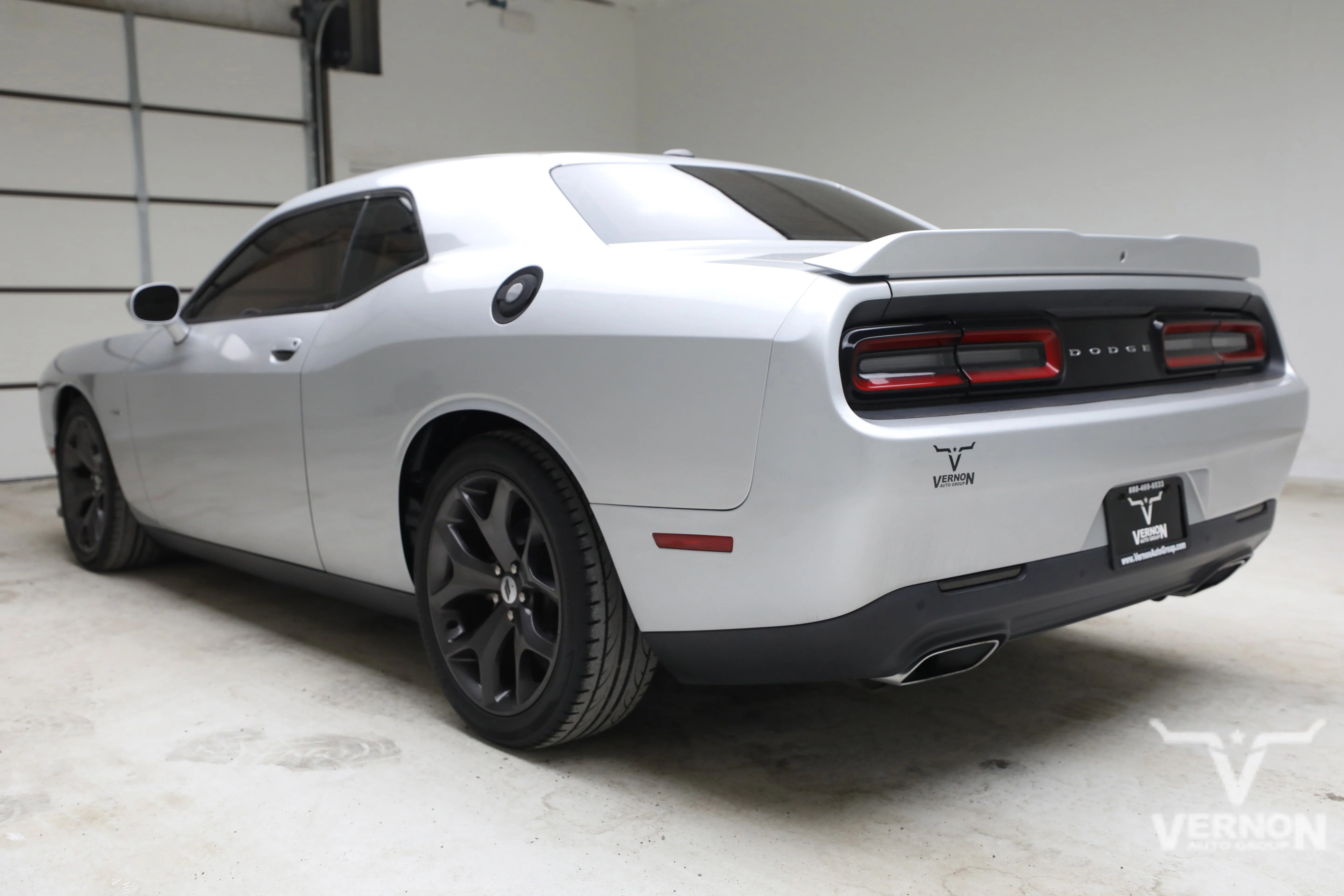 Pre-Owned 2019 Dodge Challenger R/T Coupe RWD