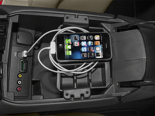 Used 2014  Ford S Hybrid image 15