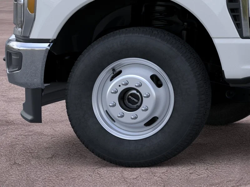New 2026 Oxford White Ford F-350® XL image 19