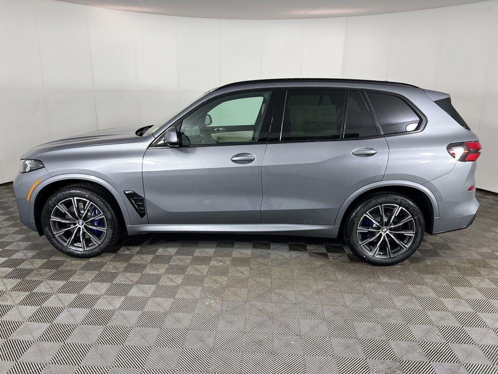 New 2026 Skyscraper Grey Metallic BMW xDrive40i image 4