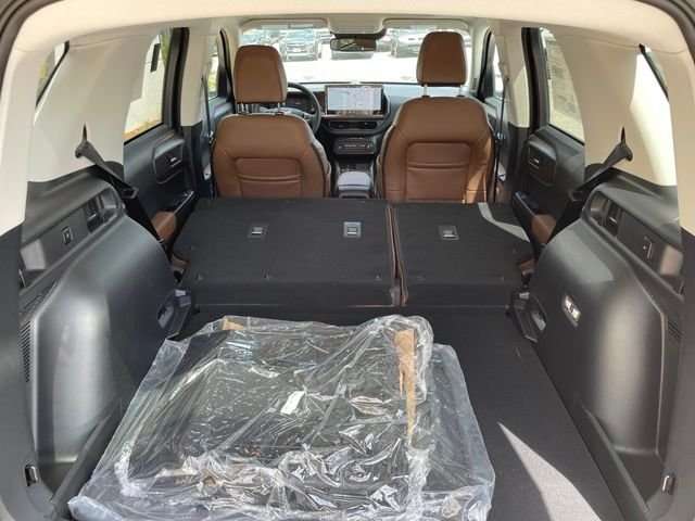 New 2026 Carbonized Gray Metallic Ford Outer Banks® image 52
