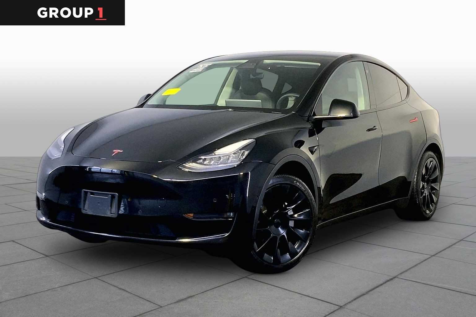 2022 Tesla Model Y Long Range Dual Motor All-Wheel Drive's photo