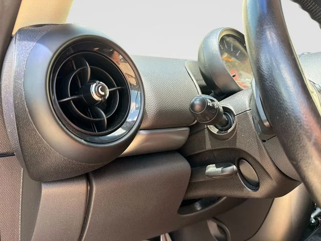 Used 2016 Blue MINI Base image 29