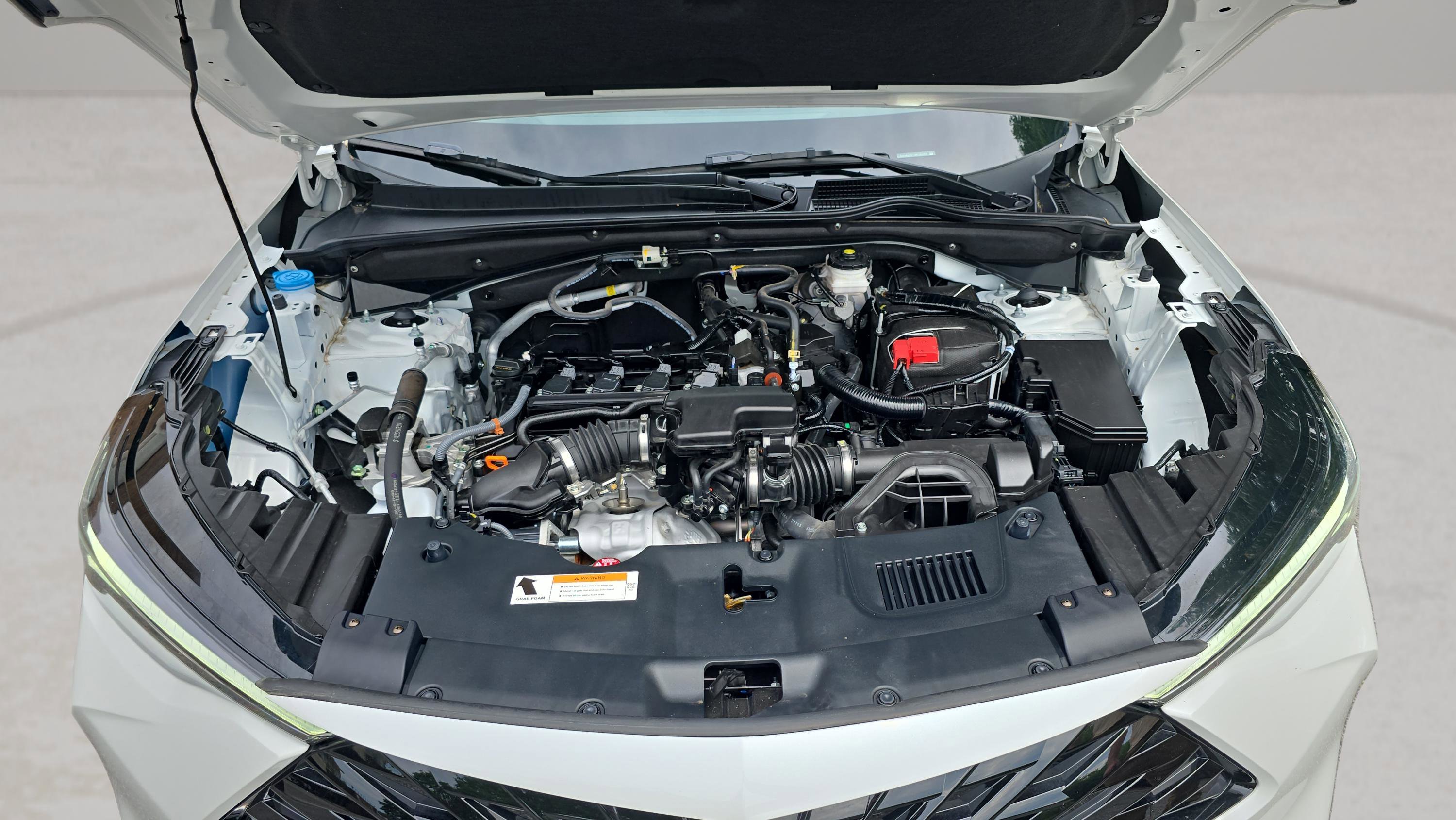 Used 2025 Platinum White Pearl Acura AWD w/A-Spec Package image 60