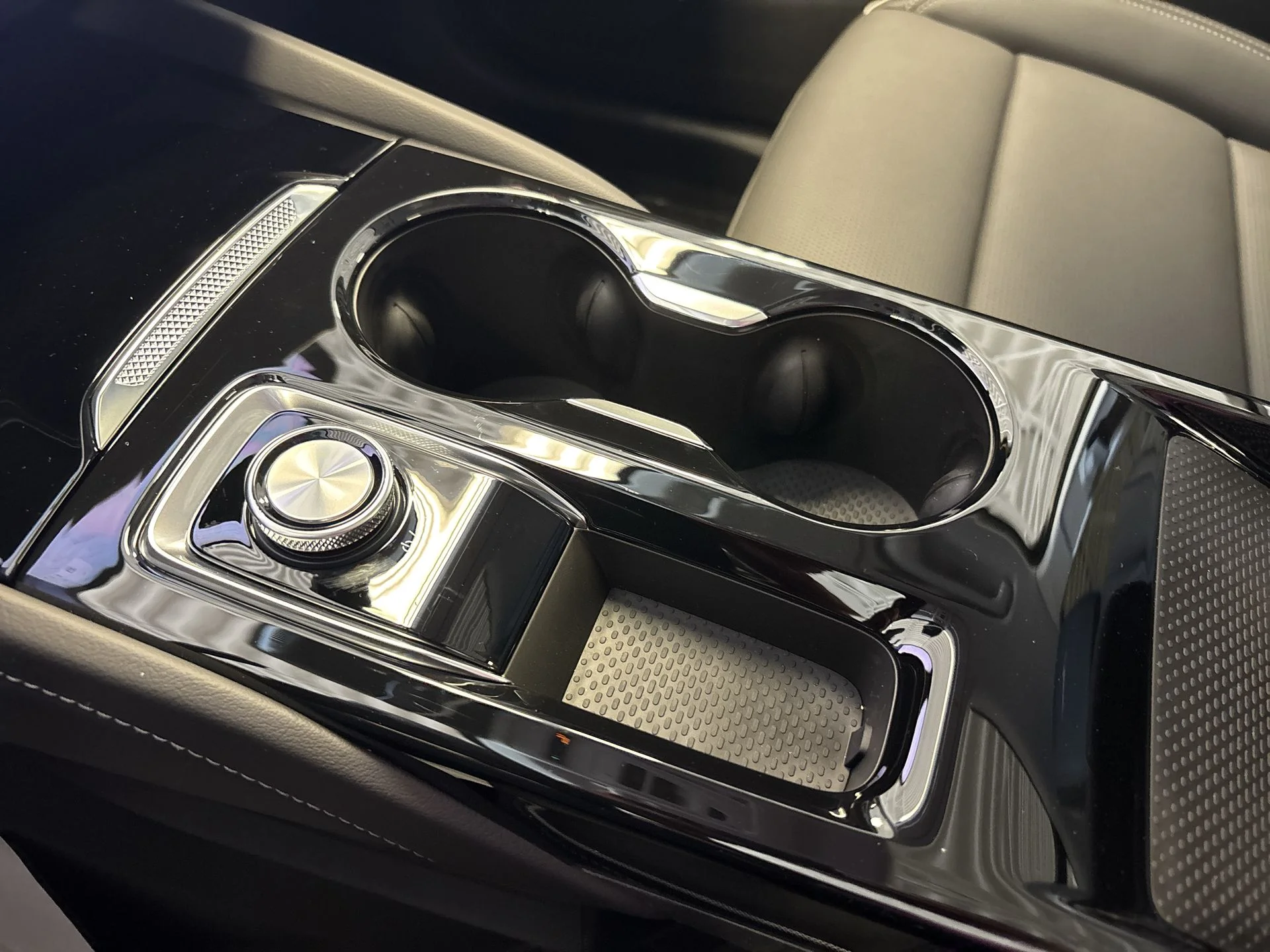 2025 Buick Envision Avenir - Photo 58