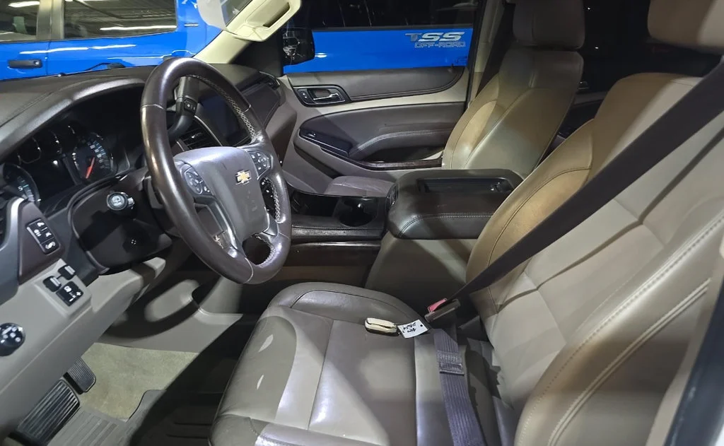 Used 2019 IRIDESCENT PEARL TRICOAT Chevrolet LT image 6