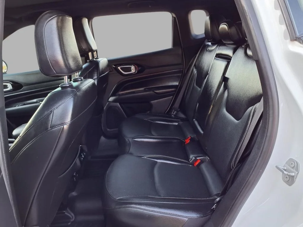 Used 2022 White Jeep High Altitude image 25