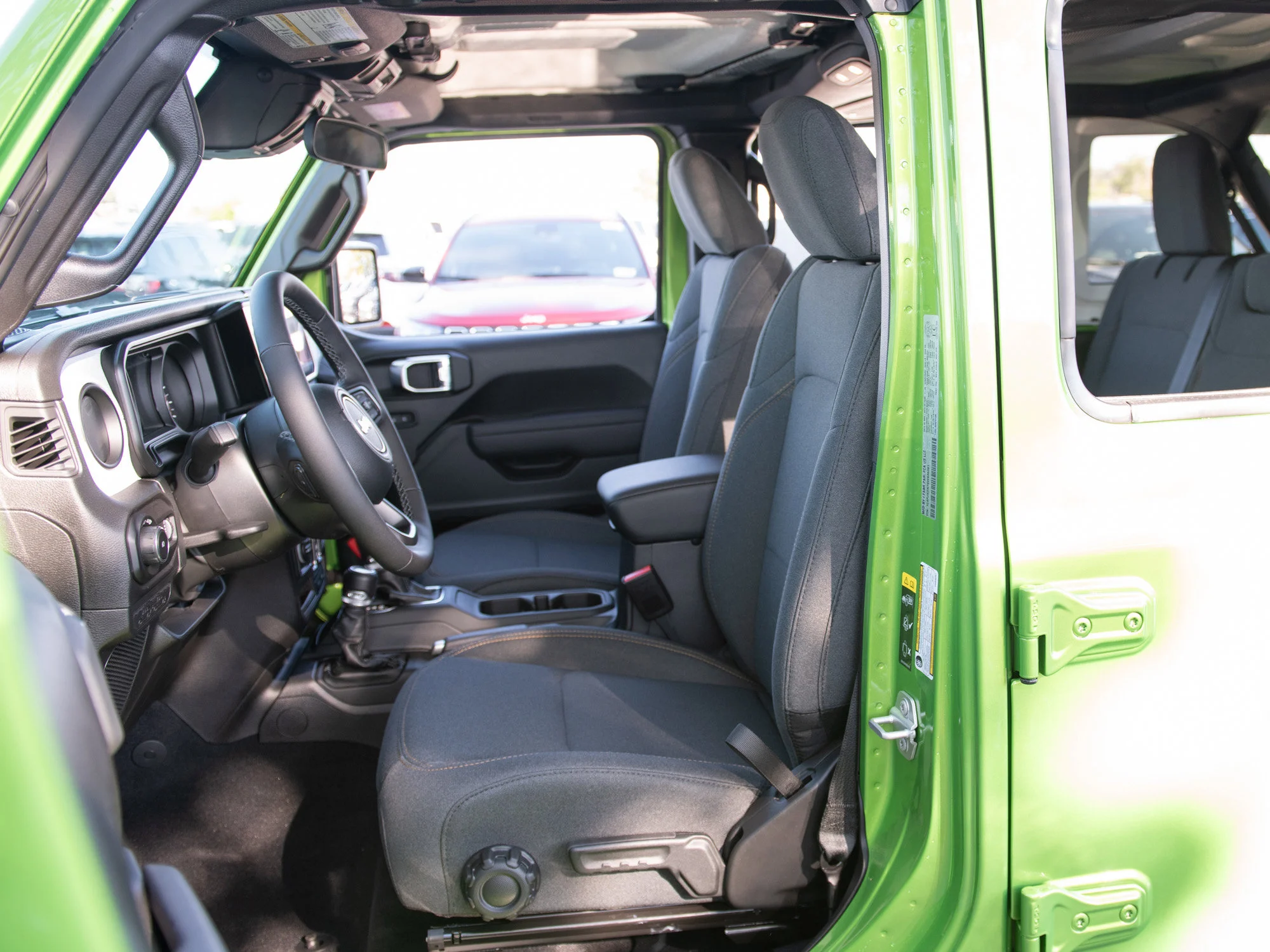 Used 2025 mojito Jeep Sport S* 4 Door 4x4, Remote Start, Heated Seats/Wheel image 16