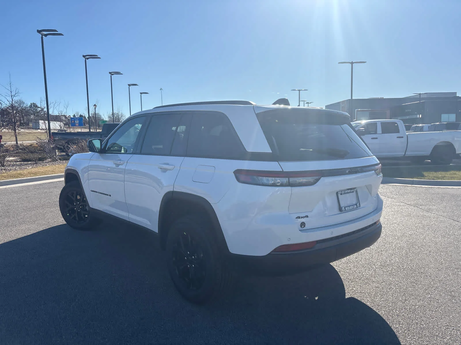 New 2026 Bright White Clearcoat Jeep Laredo Altitude image 7