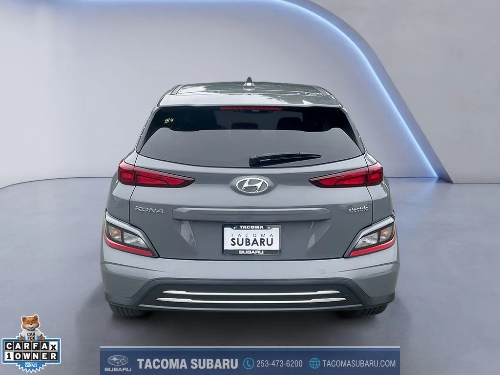 Used 2023 Gray Hyundai SE image 4