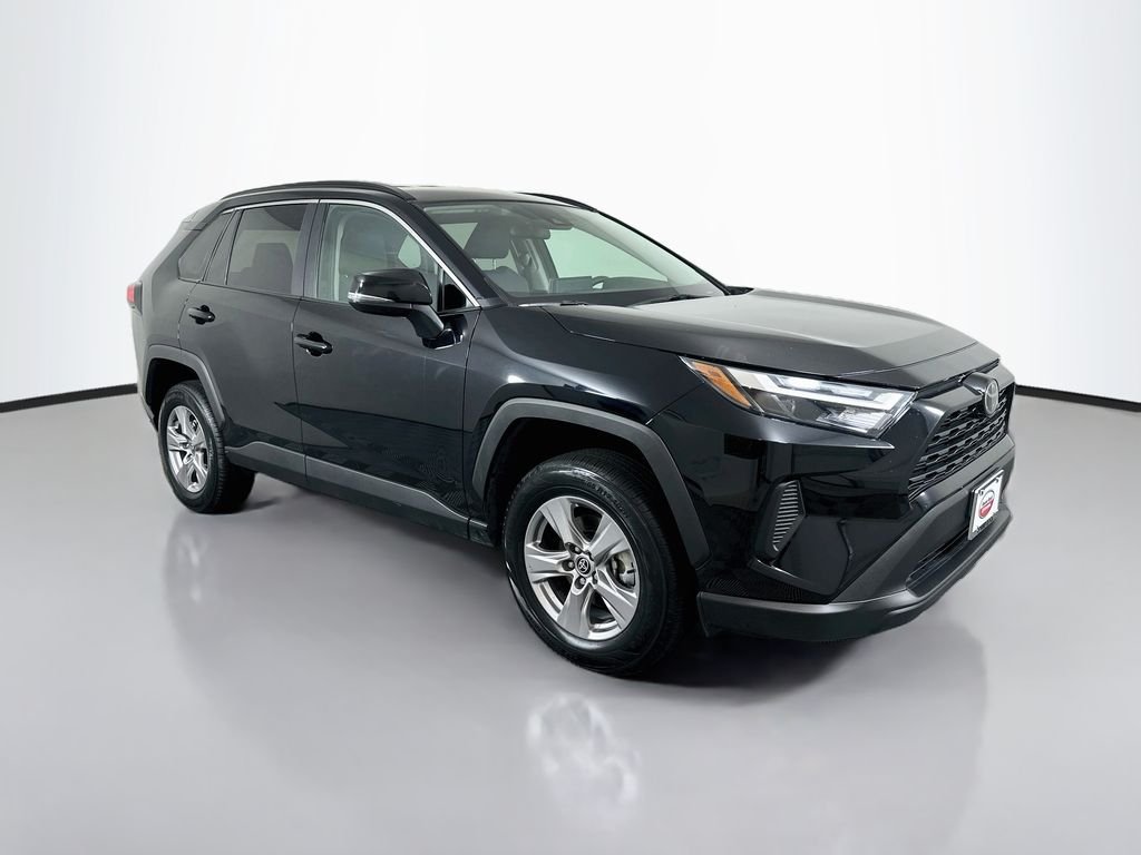 Used 2025 Black Toyota XLE image 3