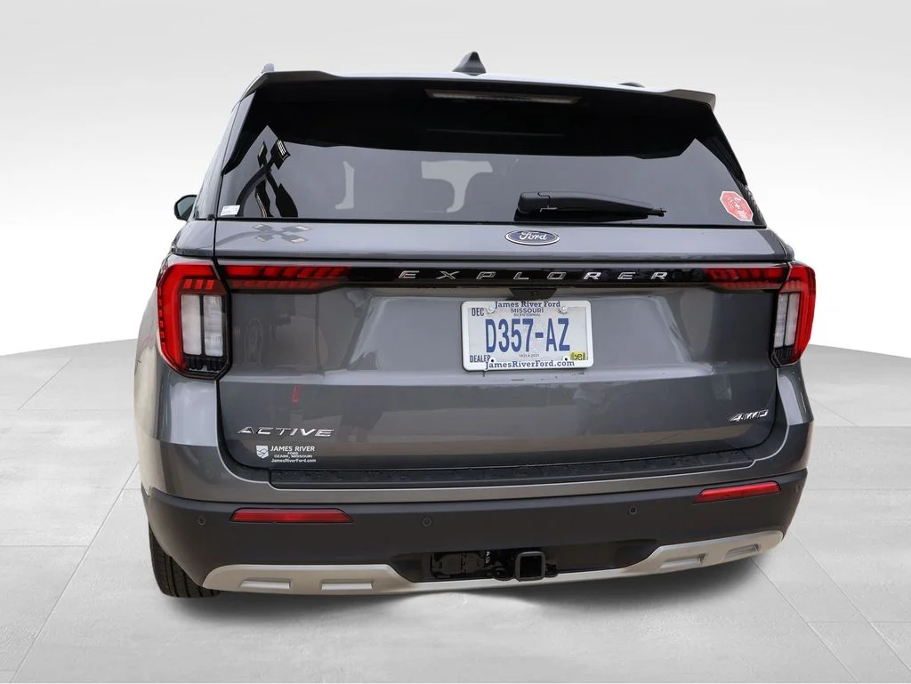 New 2026 Carbonized Gray Metallic Ford Active image 18