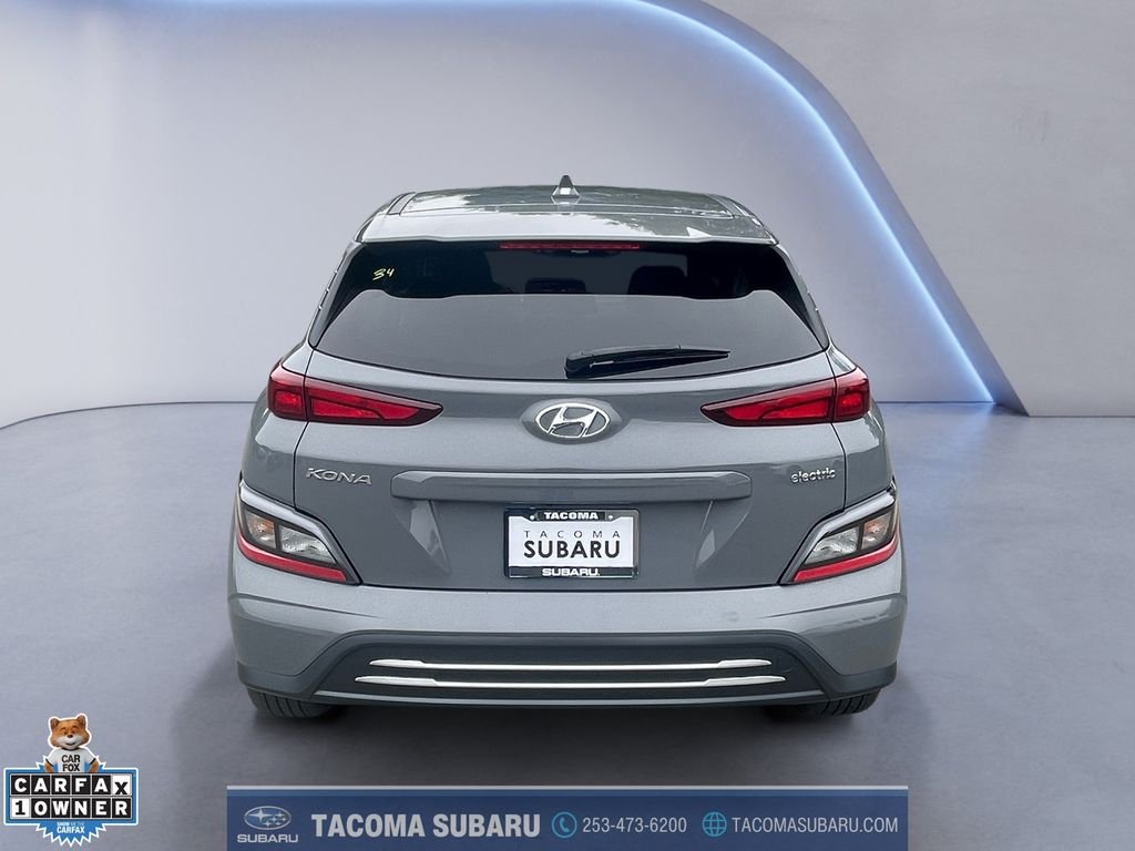 Used 2023 Gray Hyundai SE image 4