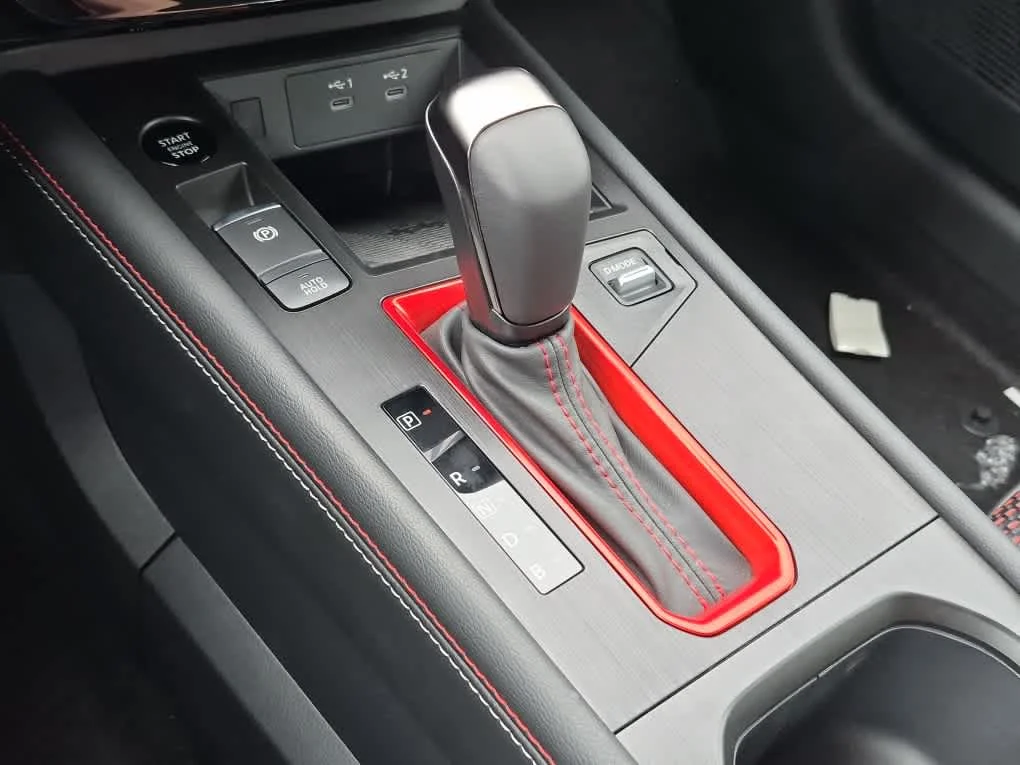 2026 Nissan KICKS SR AWD - Photo 12