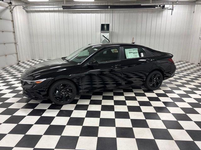 New 2026 Black Hyundai SEL Sport image 1