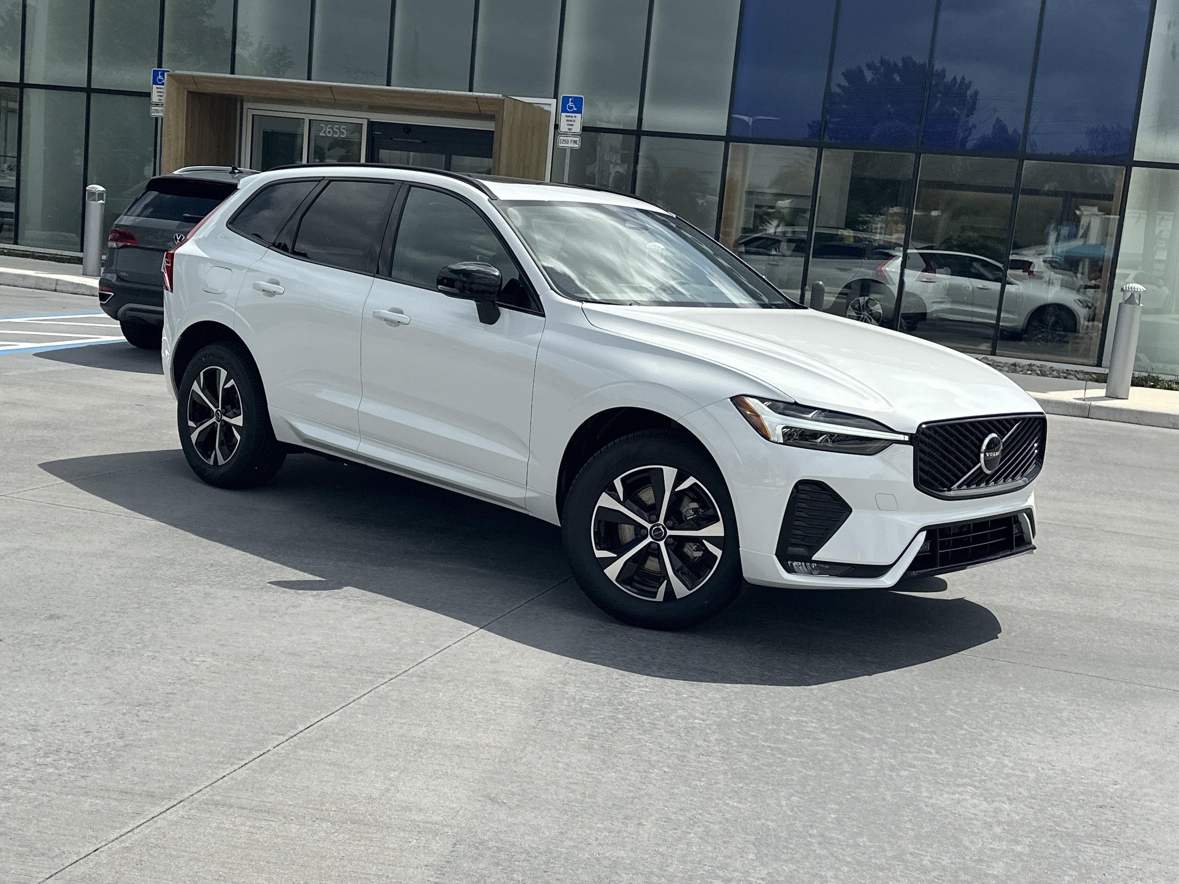New 2026 Crystal White Volvo Core image 2