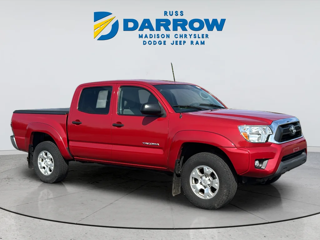 Used 2015 Red Toyota Base image 7