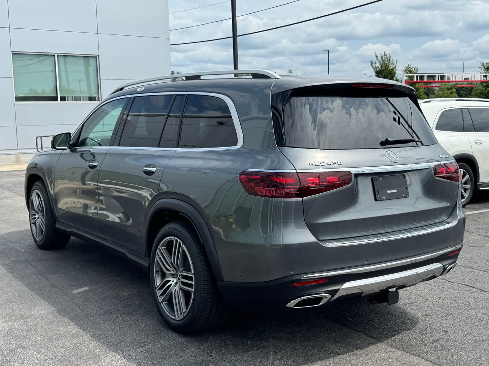 New 2026 Selenite Grey Metallic Mercedes-Benz GLS 450 image 7