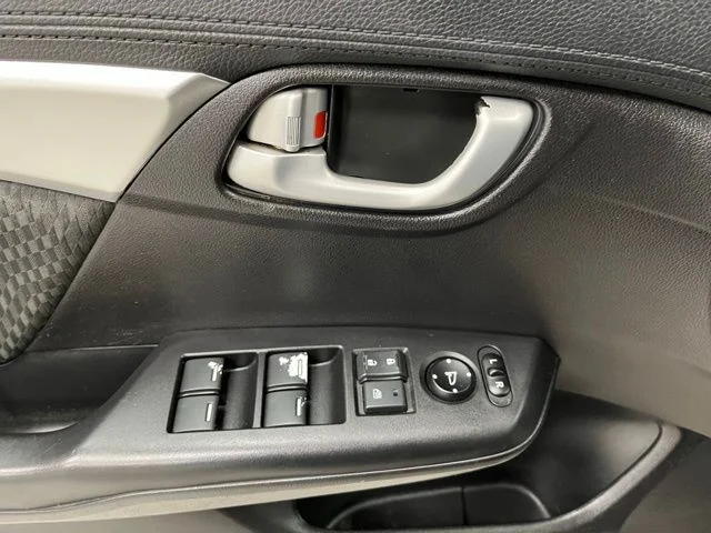Used 2014 Black Honda EX image 21