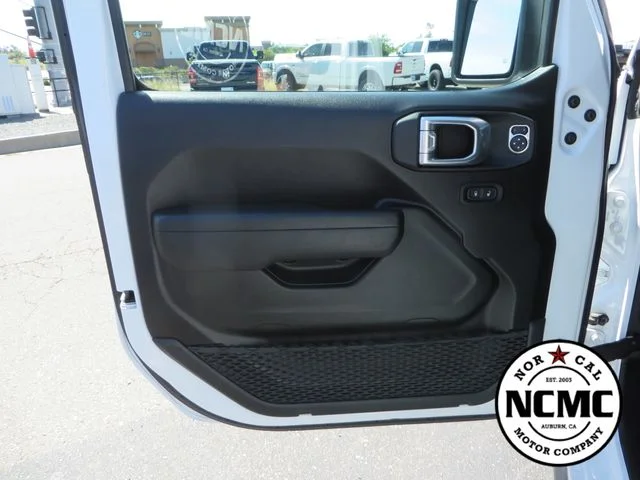 2024 Jeep Wrangler 4-Door Rubicon - Photo 17