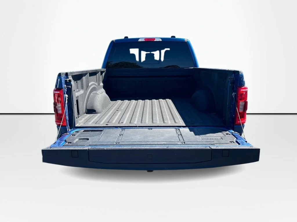 Used 2022 Atlas Blue Metallic Ford XLT image 10
