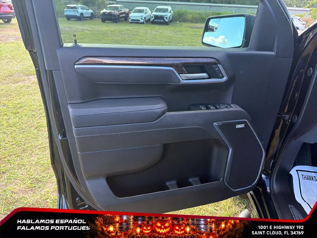 New 2026 Onyx Black GMC Elevation image 12