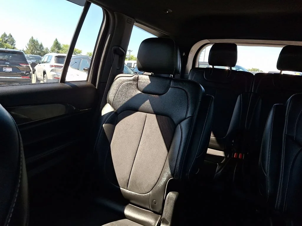 Used 2023 Bright White Clearcoat Jeep Altitude image 19