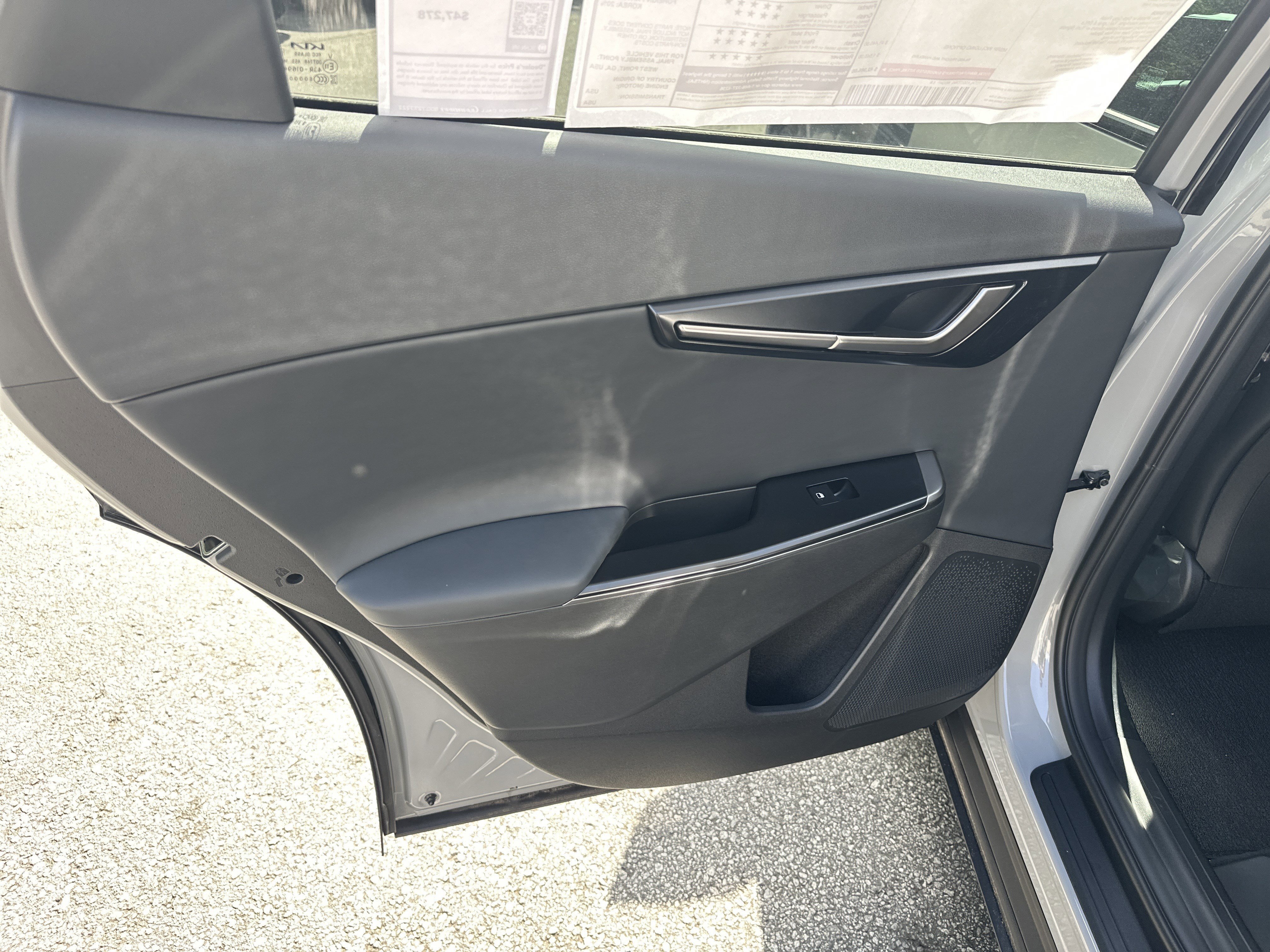 New 2026 Wolf Gray Kia LIGHT image 15