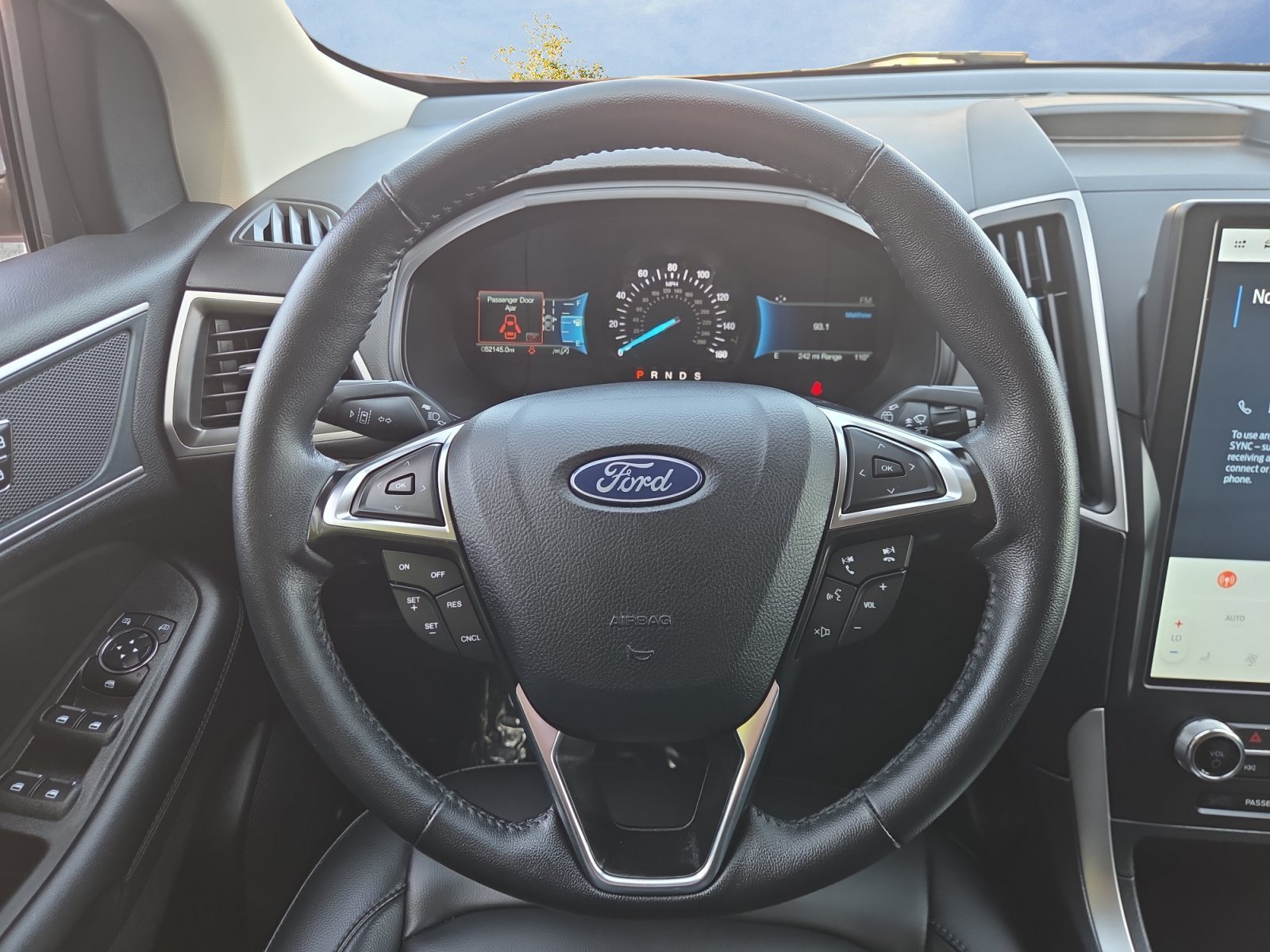 2024 Ford Edge SEL - Photo 12