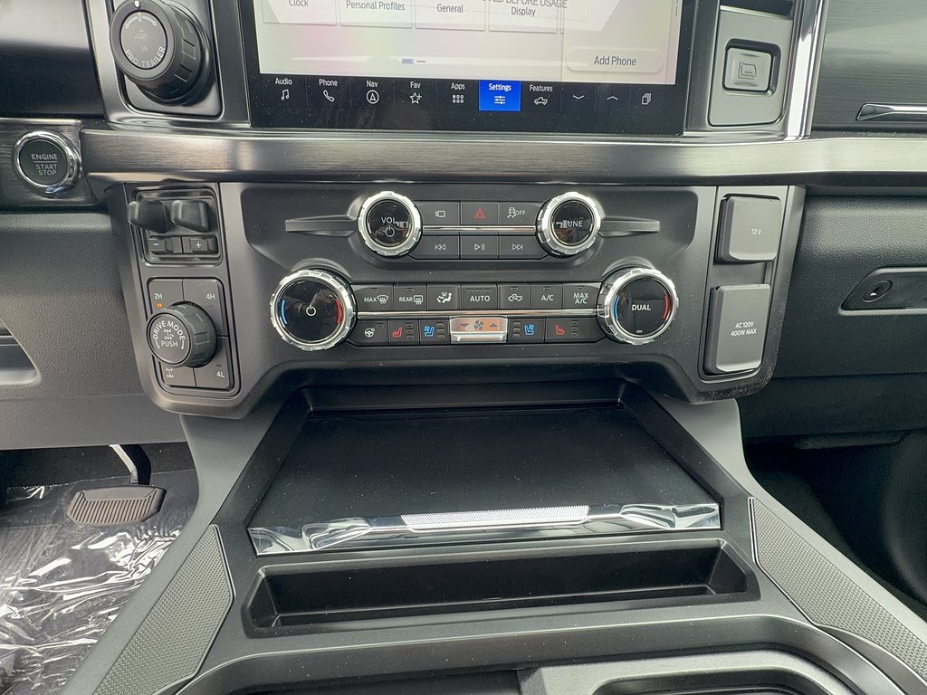 New 2026 Glacier Gray Metallic Tri-Coat Ford F-250® Lariat® image 16