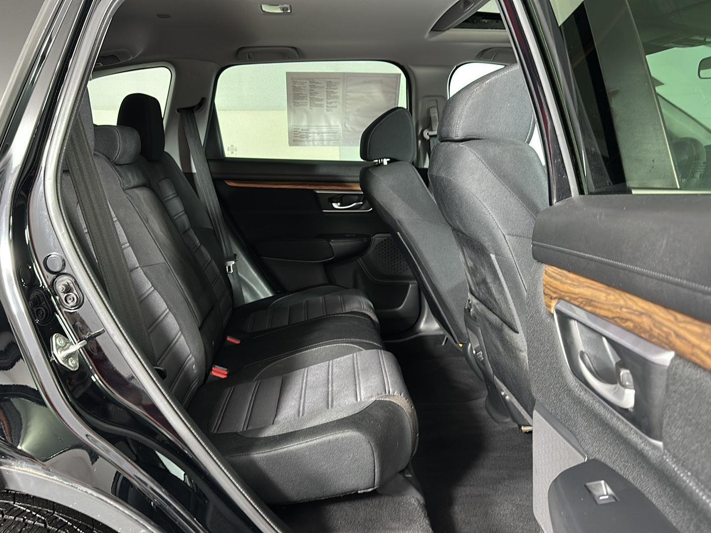 Used 2018 Crystal Black Pearl Honda EX image 28