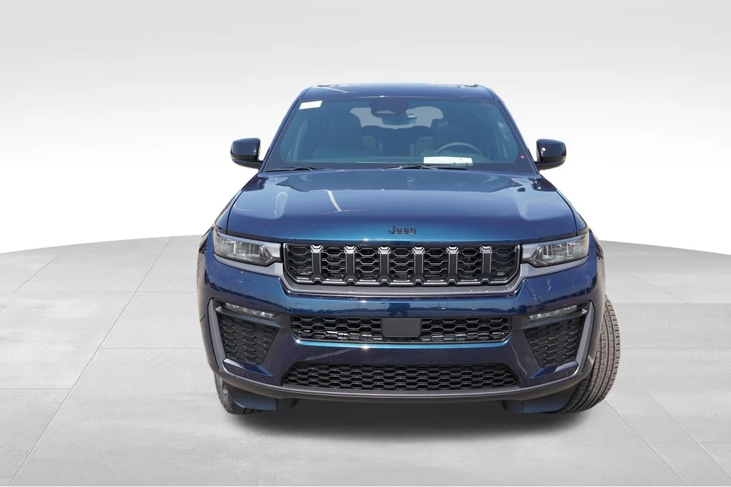 New 2026 Fathom Blue Pearlcoat Jeep Limited image 8