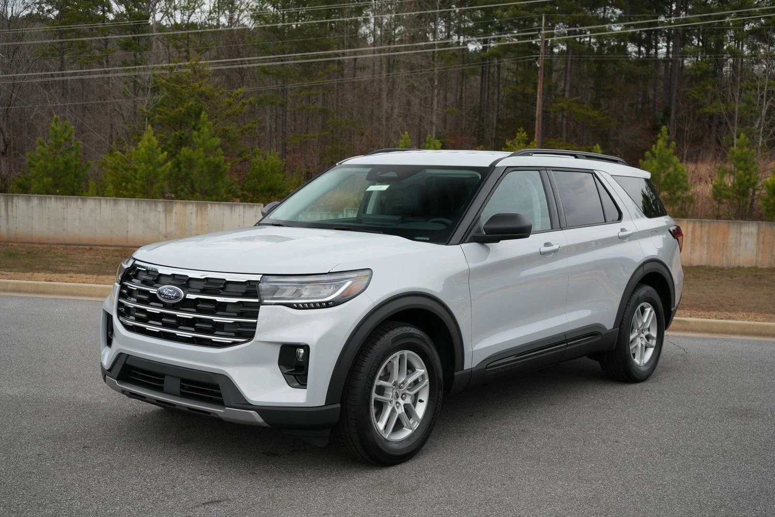 New 2026 White Ford Active image 3
