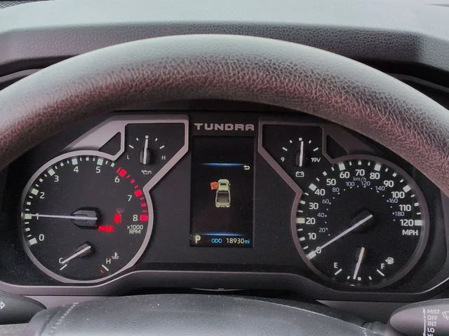 Used 2022 Gray Toyota SR5 image 18