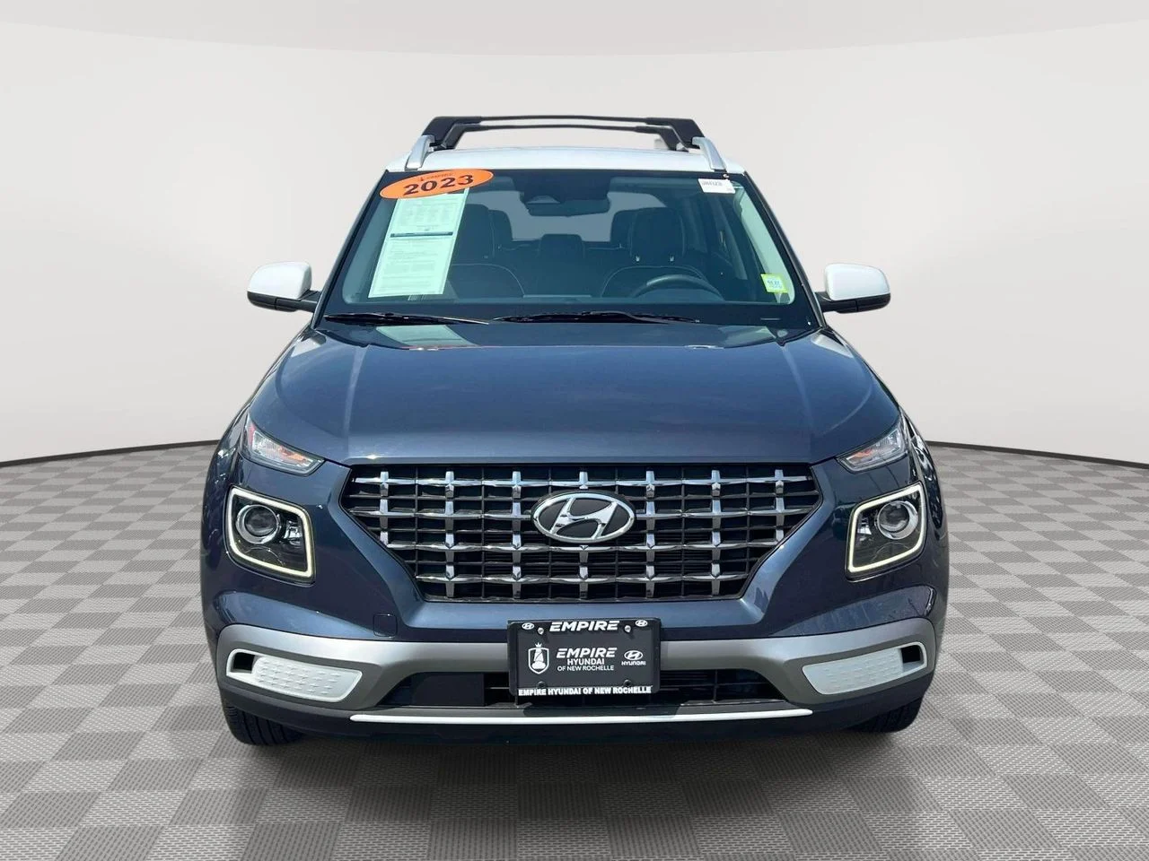 Used 2023 Denim w/White Roof Hyundai Limited image 2