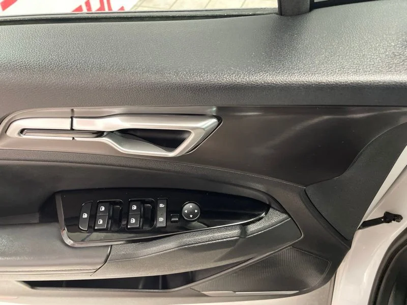 Used 2024 White Kia EX image 19