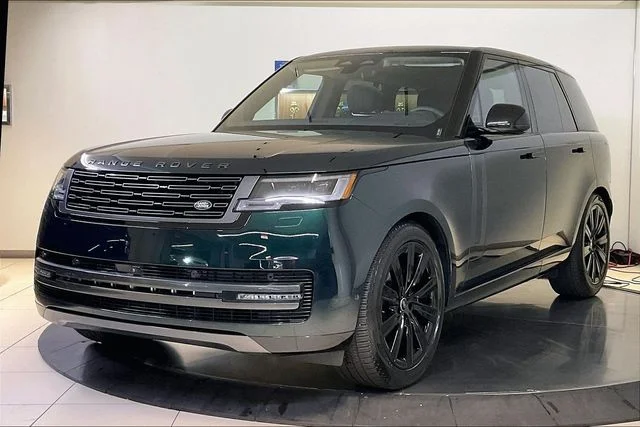 2025 Land Rover Range Rover 4.4 SE SWB's photo