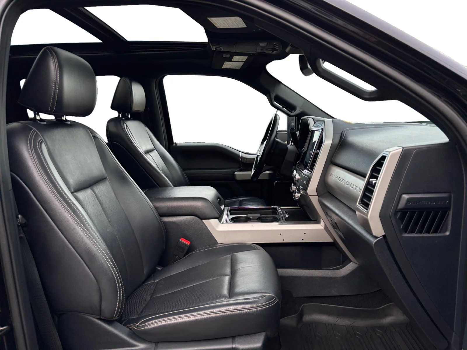 Used 2022 Agate Black Metallic Ford LARIAT image 17