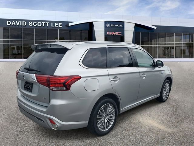 Used 2022 Silver Mitsubishi GT image 4