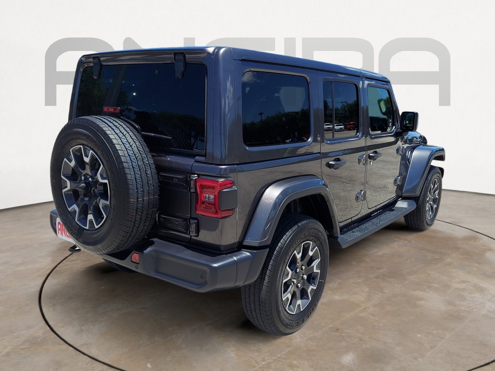 New 2026 Granite Crystal Metallic Clearcoat Jeep Sahara image 10