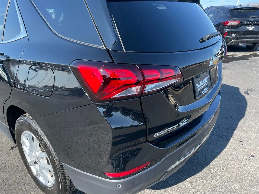 Used 2024 Mosaic Black Metallic Chevrolet LT image 37