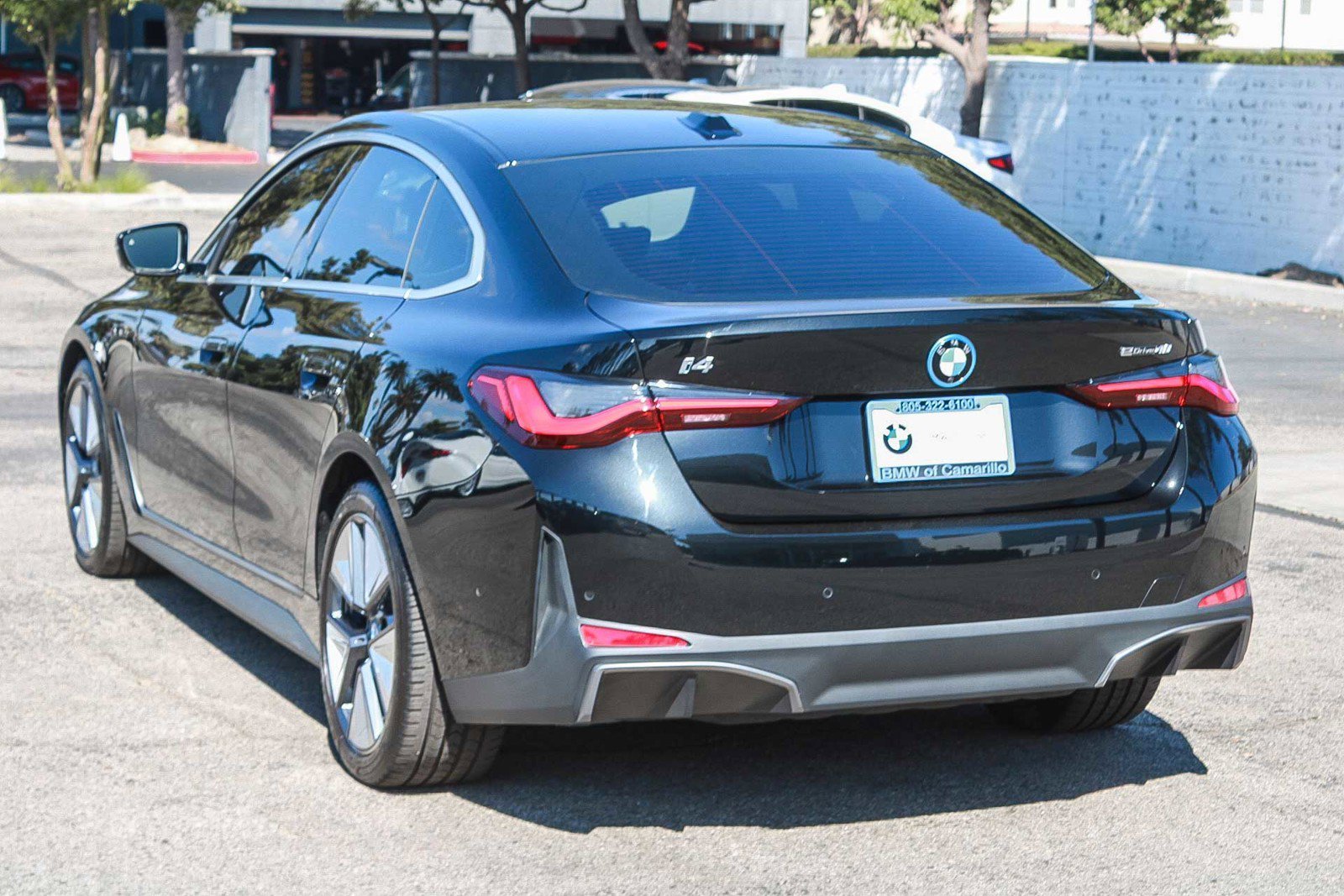 Used 2023 Black Sapphire Metallic BMW eDrive40 image 4